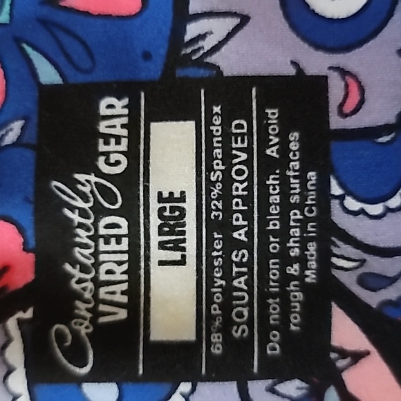 CVG ~ Constantly Varied Gear Cotton Candy Skulls 2.5 Shorts Large - Picture 3 of 4